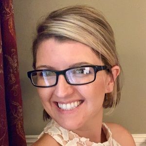 Meet your Posher, Cortney